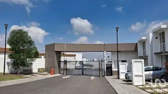 NEX-301988 - Casa en Venta, con 3 recamaras, con 2 baños, con 113 m2 de construcción.