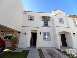 NEX-36831 - Casa en Renta, con 3 recamaras, con 2 baños, con 90 m2 de construcción en Sonterra, CP 76235, Querétaro.