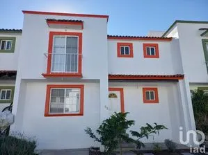 NEX-40007 - Casa en Renta, con 3 recamaras, con 2 baños, con 149 m2 de construcción en Monte Blanco III, CP 76087, Querétaro.