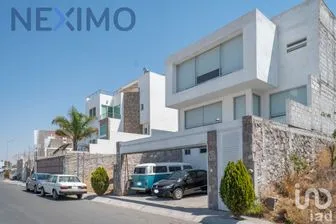 NEX-41185 - Casa en Venta, con 4 recamaras, con 3 baños, con 225 m2 de construcción en Tejeda, CP 76904, Querétaro.
