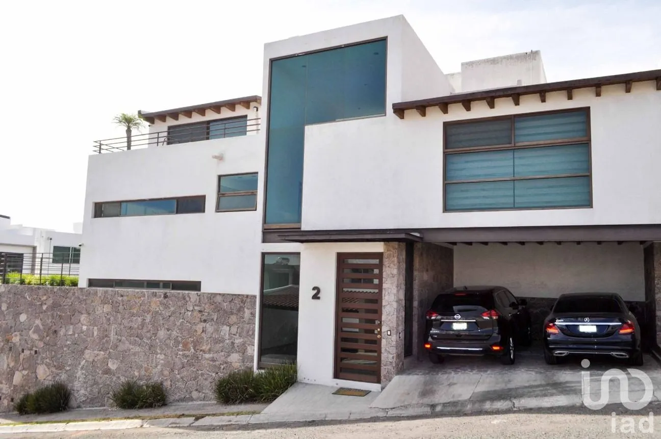 Casa en Renta en Hacienda Real Tejeda, Corregidora, Querétaro | NEX-44095 | iad México | Foto 3 de 34