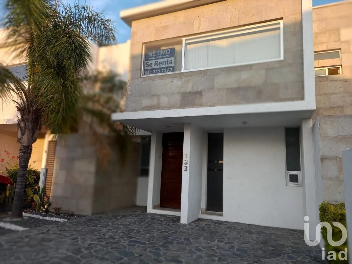 Casa en Renta en Residencial el Refugio, Querétaro, Querétaro | NEX-44659 | iad México | Foto 2 de 21