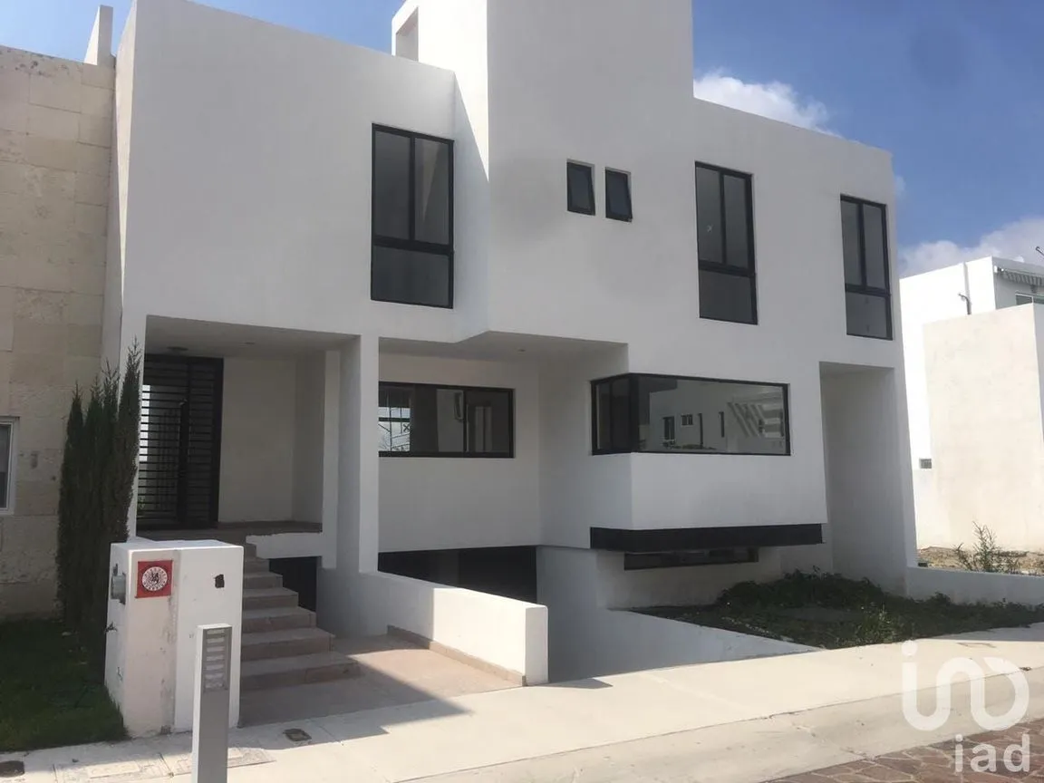 Casa en Venta en Cañadas del Lago, Corregidora, Querétaro | NEX-6827 | iad México | Foto 2 de 25