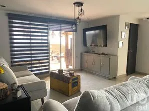 NEX-170546 - Departamento en Renta, con 3 recamaras, con 2 baños, con 162 m2 de construcción en Del Valle, CP 78200, San Luis Potosí.