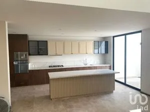 NEX-237210 - Casa en Venta, con 3 recamaras, con 3 baños, con 245 m2 de construcción en San Ángel, CP 78120, San Luis Potosí.