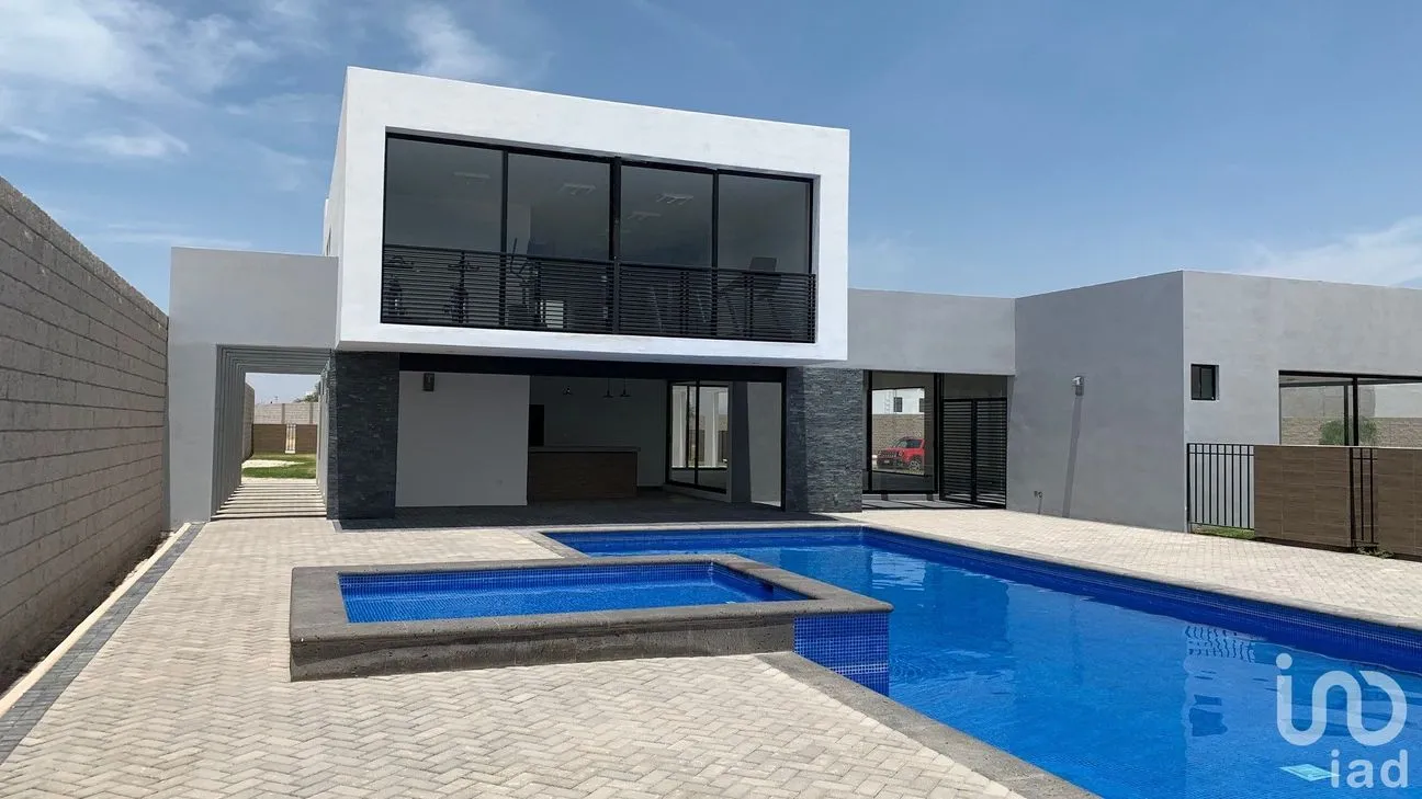 Casa en Venta en Los Lagos, San Luis Potosí, San Luis Potosí | NEX-44989 | iad México | Foto 1 de 27