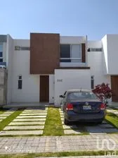 NEX-153396 - Casa en Renta, con 3 recamaras, con 3 baños, con 120 m2 de construcción en Lomas de Angelópolis II, CP 72830, Puebla.