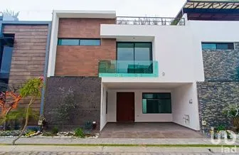 NEX-194853 - Casa en Venta, con 3 recamaras, con 5 baños, con 257 m2 de construcción en Lomas de Angelópolis, CP 72830, Puebla.