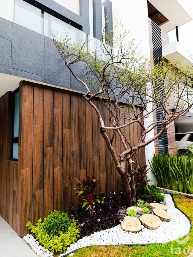 Casa en Venta en Lomas de Angelópolis, San Andrés Cholula, Puebla | NEX-252577 | iad México | Foto 2 de 12