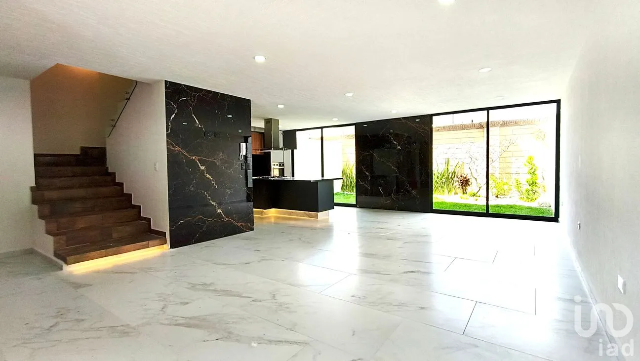 Casa en Venta en Lomas de Angelópolis, San Andrés Cholula, Puebla | NEX-260907 | iad México | Foto 3 de 16