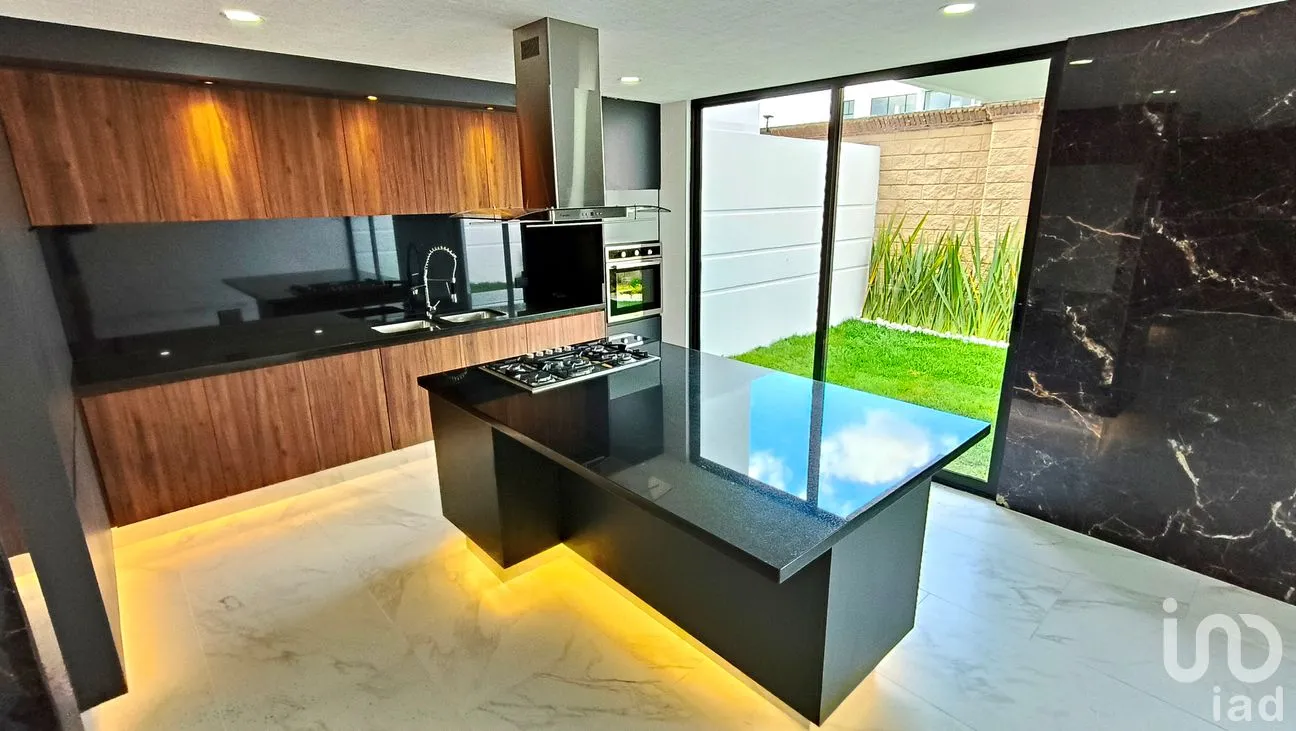 Casa en Venta en Lomas de Angelópolis, San Andrés Cholula, Puebla | NEX-260907 | iad México | Foto 4 de 16