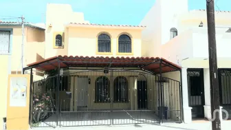 NEX-145913 - Casa en Renta, con 3 recamaras, con 2 baños, con 106 m2 de construcción en Bella Vista Plus, CP 23050, Baja California Sur.