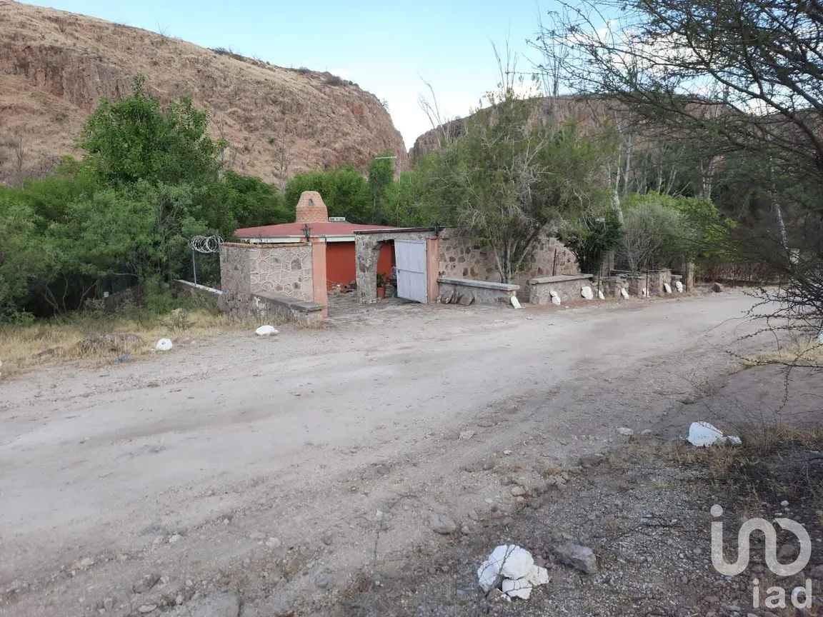 Casa en Venta en Lago de Jacales, Santa Isabel, Chihuahua | NEX-179078 | iad México | Foto 1 de 35