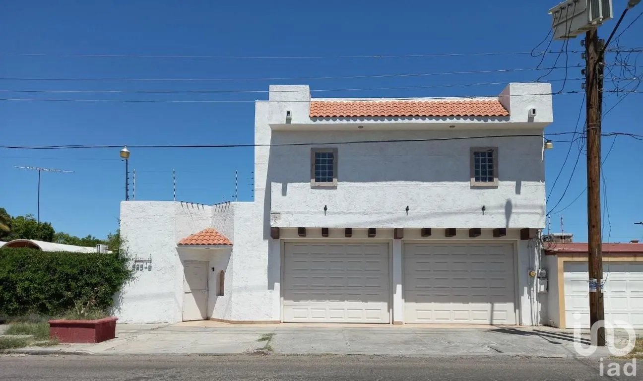 Casa en Renta en Zona Central, La Paz, Baja California Sur | NEX-204804 | iad México | Foto 1 de 31