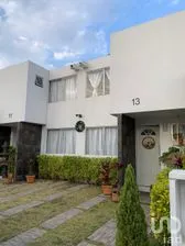 NEX-161956 - Casa en Venta, con 2 recamaras, con 2 baños, con 170 m2 de construcción en Colonial del Lago, CP 54476, México.