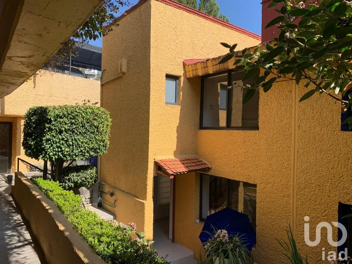 Casa en Venta en Paseos del Bosque, Naucalpan de Juárez, México | NEX-283412 | iad México | Foto 1 de 15