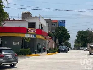 NEX-305307 - Local en Renta, con 2 recamaras, con 1 baño, con 114 m2 de construcción.