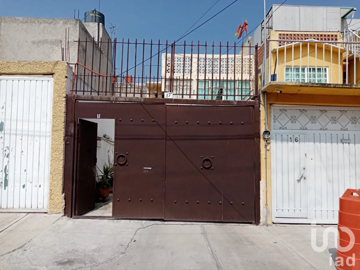 Casa en Venta en Ejército de Oriente, Iztapalapa, Ciudad de México | NEX-158448 | iad México | Foto 4 de 20