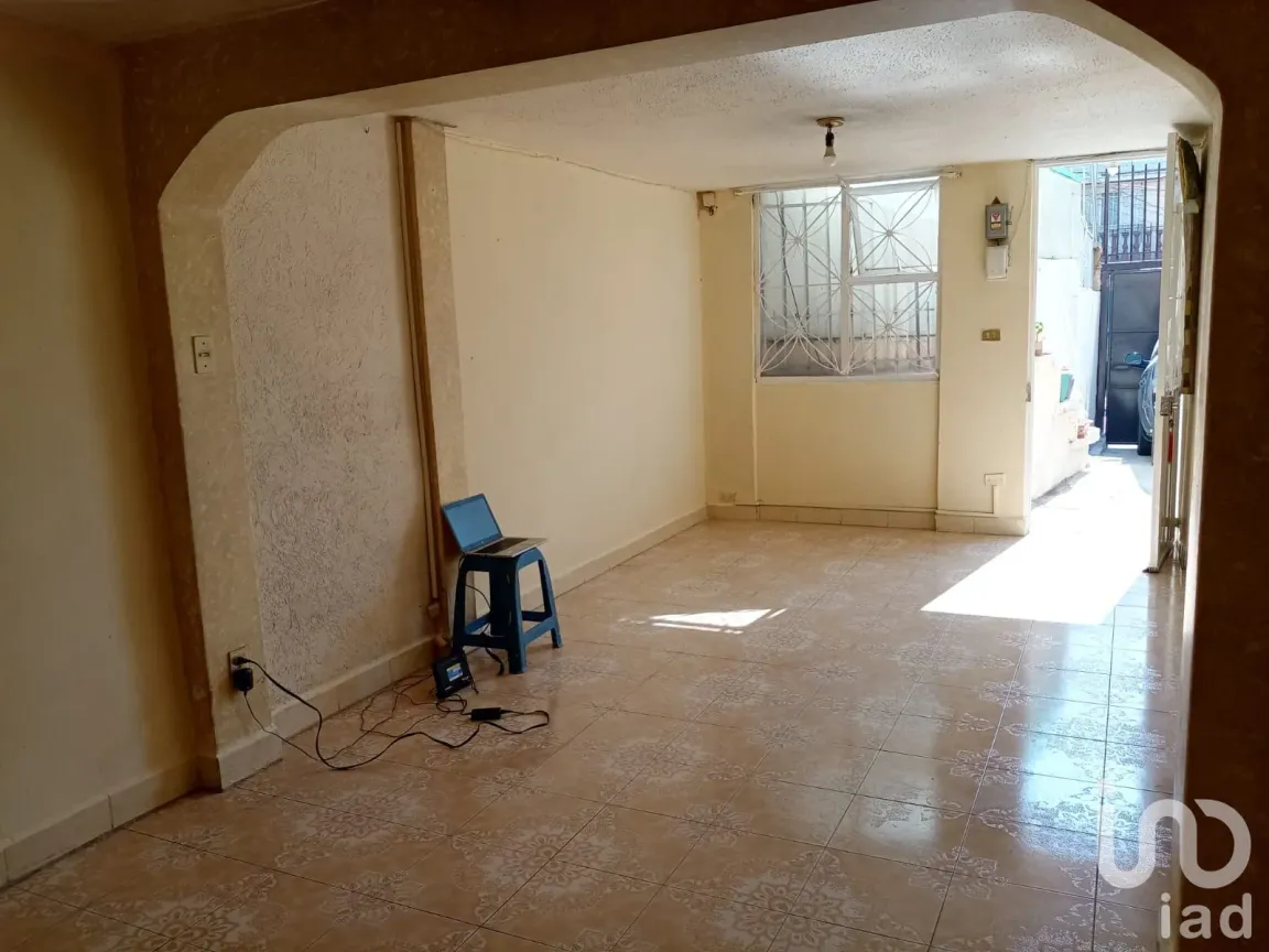 Casa en Venta en Ejército de Oriente, Iztapalapa, Ciudad de México | NEX-158448 | iad México | Foto 3 de 20