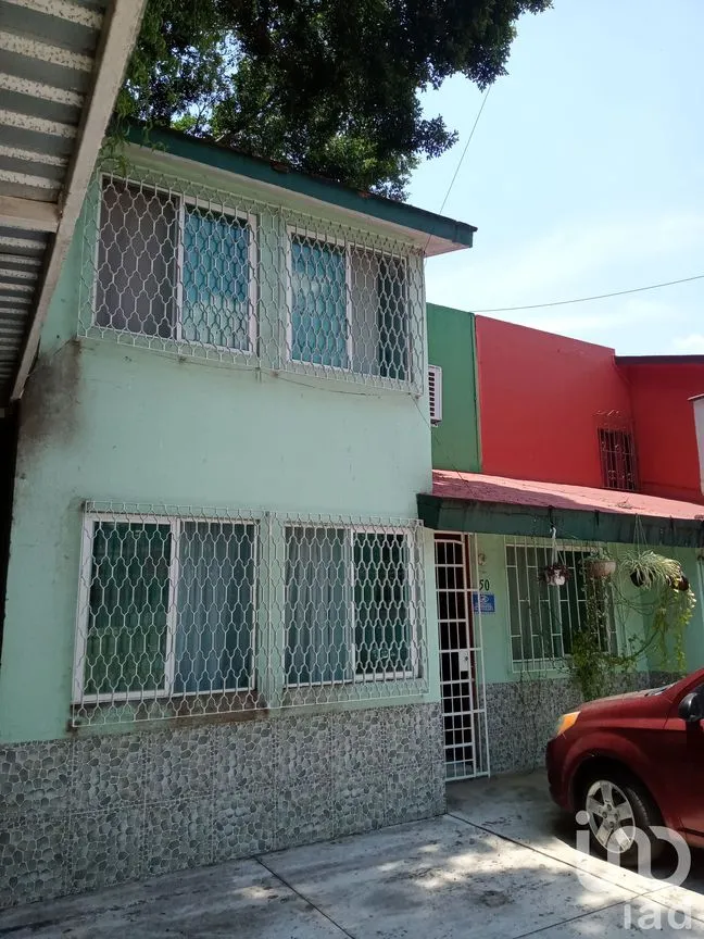 Casa en Venta en El Bosque Fovissste, San Andrés Tuxtla, Veracruz de Ignacio de la Llave | NEX-171632 | iad México | Foto 3 de 26