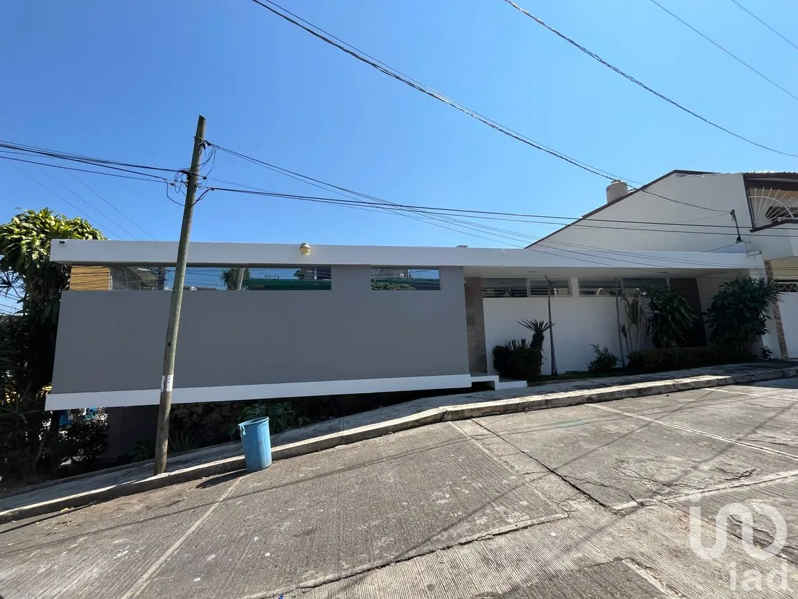 Oficina en Renta en Cedros, San Andrés Tuxtla, Veracruz de Ignacio de la Llave | NEX-243911 | iad México | Foto 3 de 23