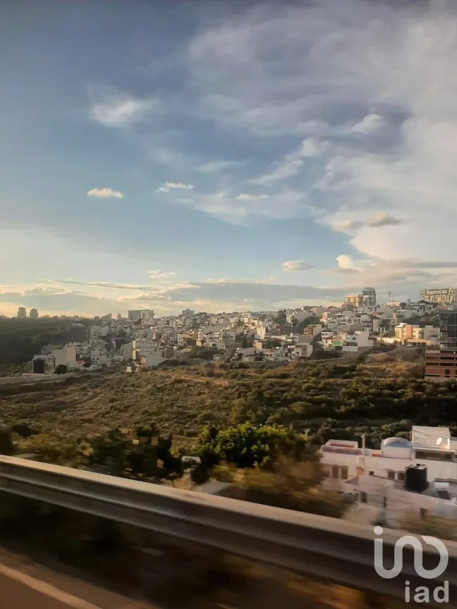 Casa en Venta en Los Héroes Querétaro, El Marqués, Querétaro | NEX-173221 | iad México | Foto 9 de 10