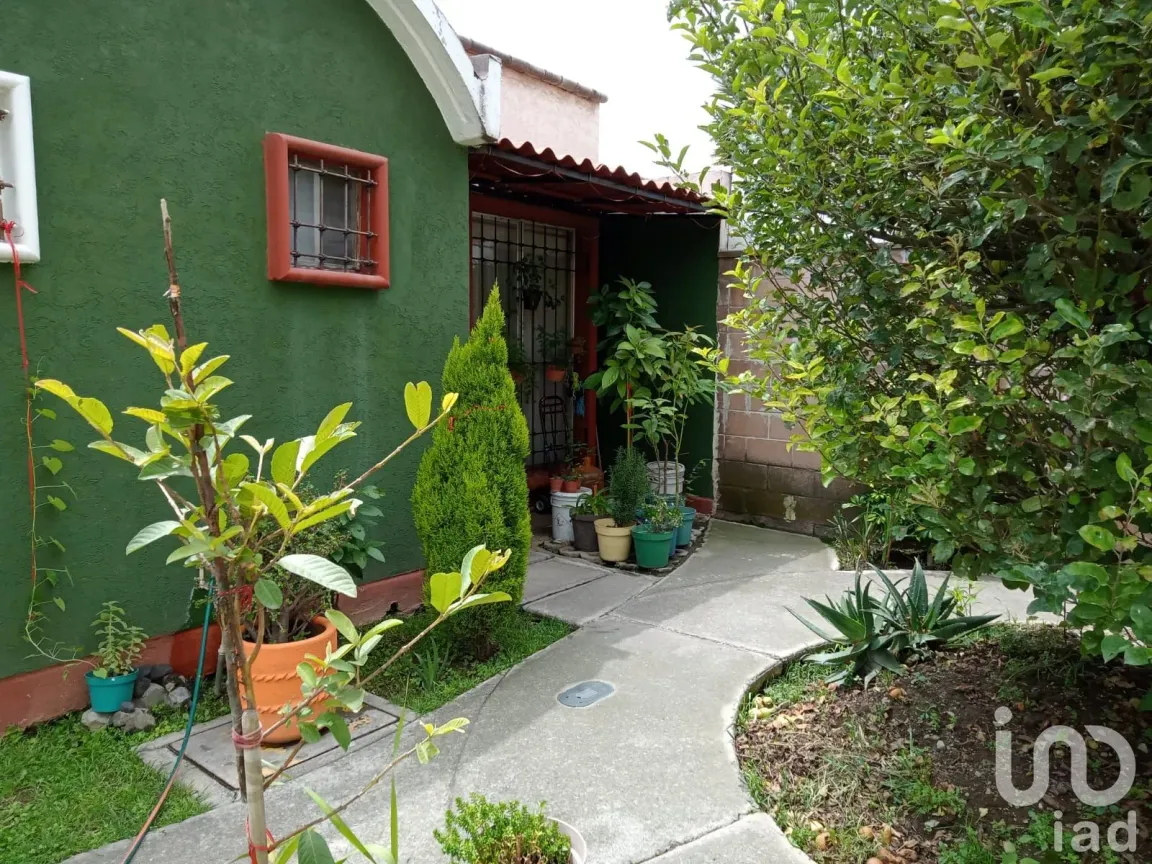 Casa en Venta en Pueblo Nuevo, Chalco, México