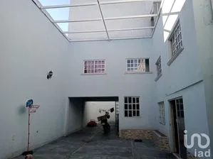 NEX-194759 - Casa en Venta, con 3 recamaras, con 2 baños, con 302 m2 de construcción en Del Mar, CP 13270, Ciudad de México.