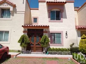 NEX-197927 - Casa en Venta, con 3 recamaras, con 1 baño, con 84 m2 de construcción en Villa del Real, CP 55749, México.
