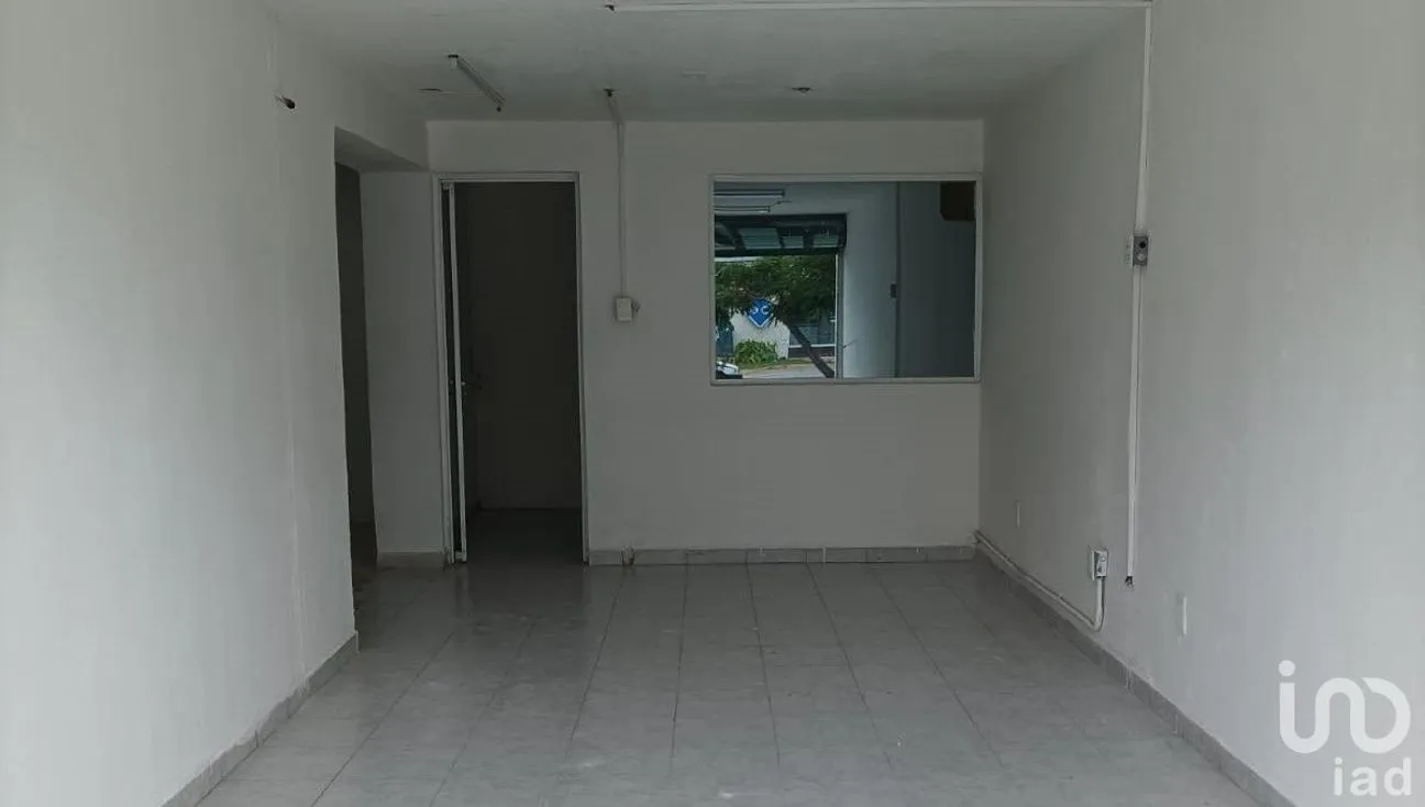 Local en Renta en Supermanzana 32, Benito Juárez, Quintana Roo | NEX-154476 | iad México | Foto 4 de 12