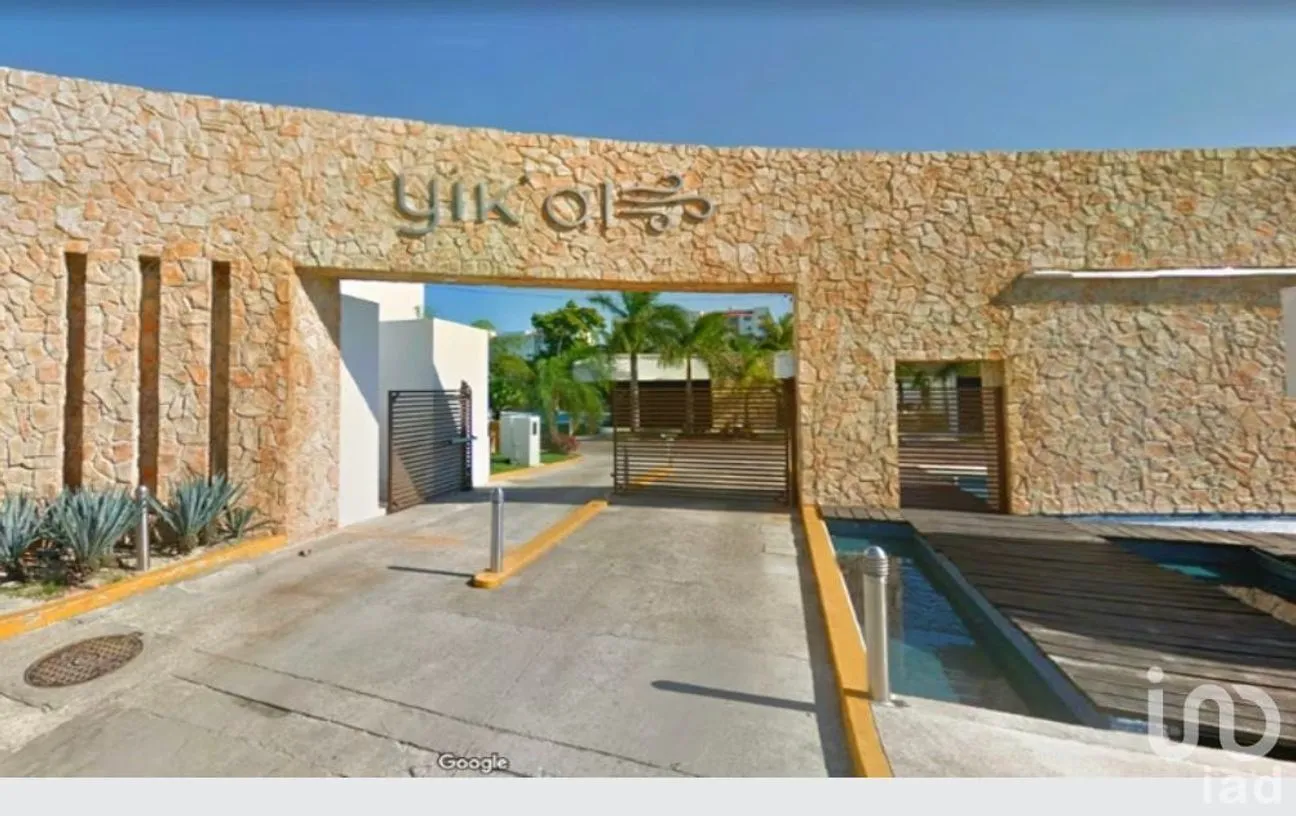 Casa en Venta en Supermanzana 40, Benito Juárez, Quintana Roo
