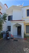 NEX-249367 - Casa en Renta, con 3 recamaras, con 3 baños, con 250 m2 de construcción en Supermanzana 38, CP 77507, Quintana Roo.
