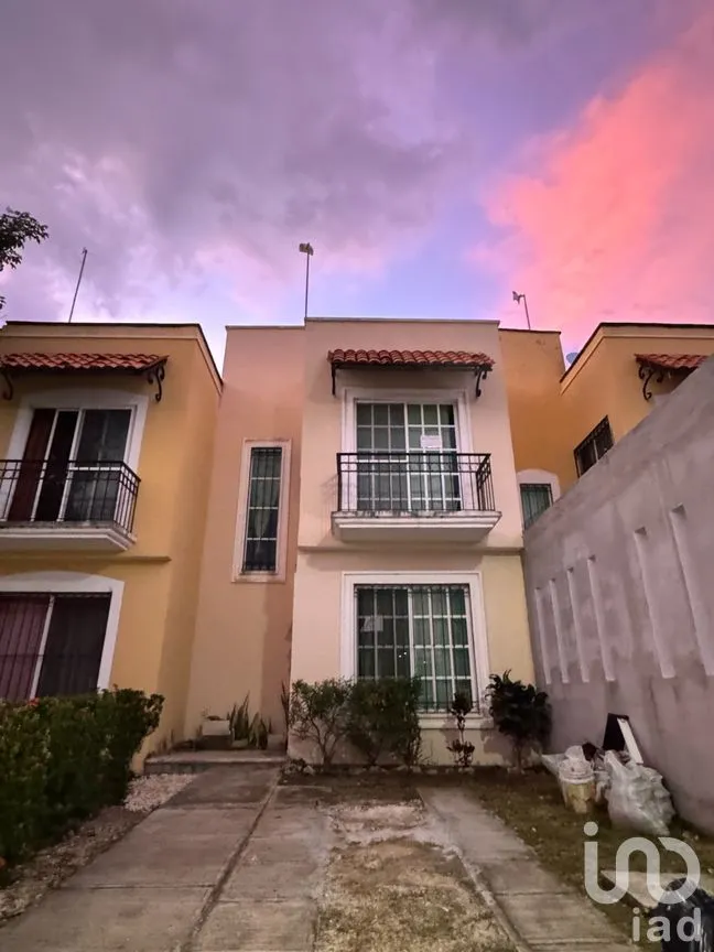 Casa en Venta en Marsella, Solidaridad, Quintana Roo | NEX-290025 | iad México | Foto 1 de 21