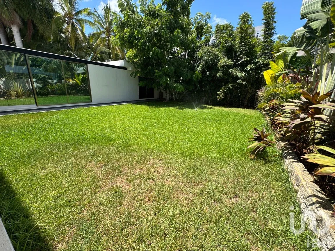 Casa en Venta en Residencial Villa Magna, Benito Juárez, Quintana Roo | NEX-307178 | iad México | Foto 13 de 35