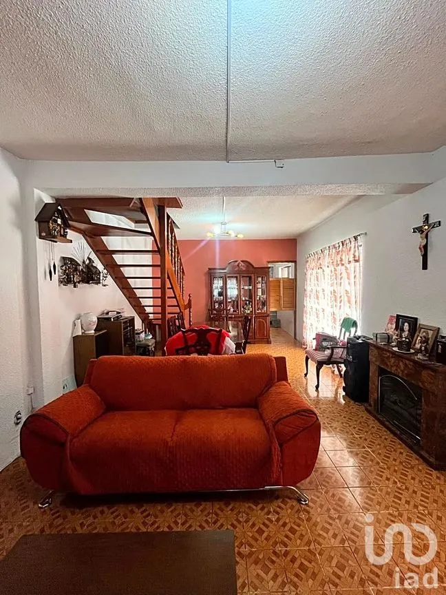 Casa en Venta en Pavón Sección Silvia, Nezahualcóyotl, México | NEX-289766 | iad México | Foto 2 de 21