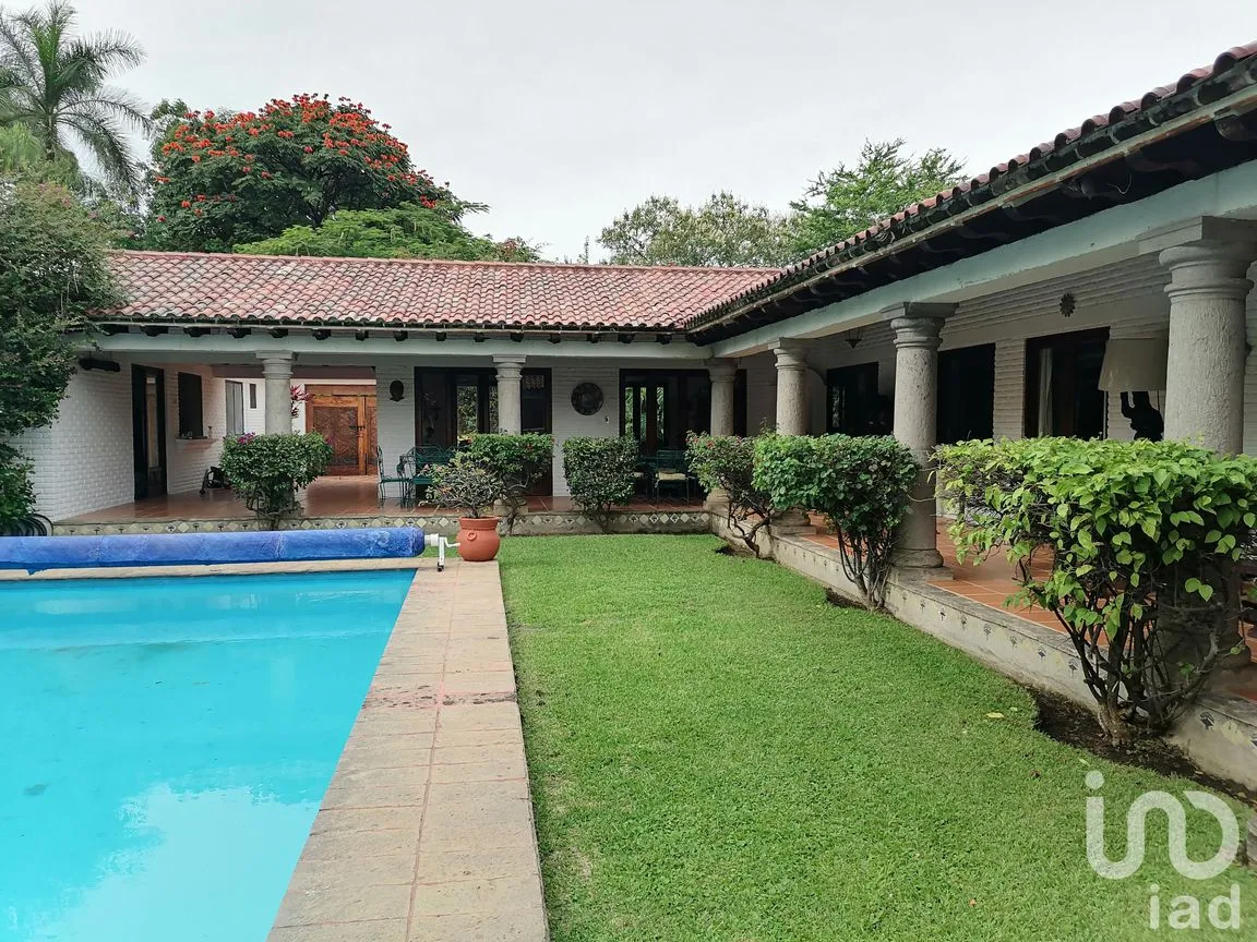 Casa en Renta en Palmira Tinguindin, Cuernavaca, Morelos | NEX-156853 | iad México | Foto 1 de 16