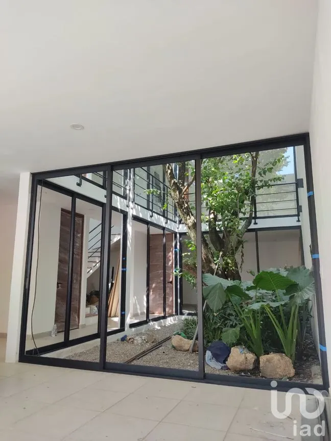 Casa en Venta en Burgos, Temixco, Morelos | NEX-167231 | iad México | Foto 1 de 33
