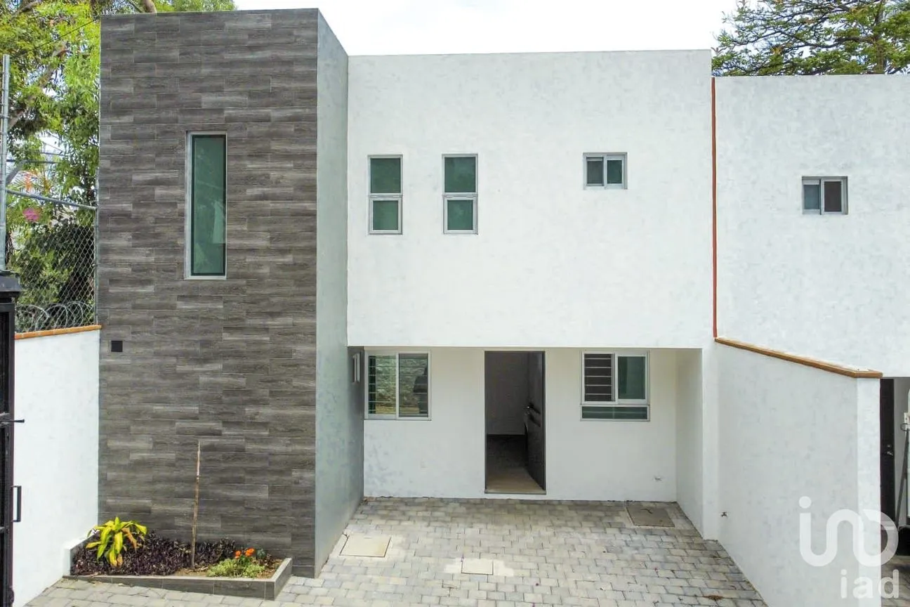 Casa en Venta en Miraval, Cuernavaca, Morelos | NEX-185337 | iad México | Foto 2 de 14