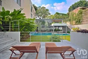 NEX-213408 - Departamento en Venta, con 2 recamaras, con 2 baños, con 125 m2 de construcción.