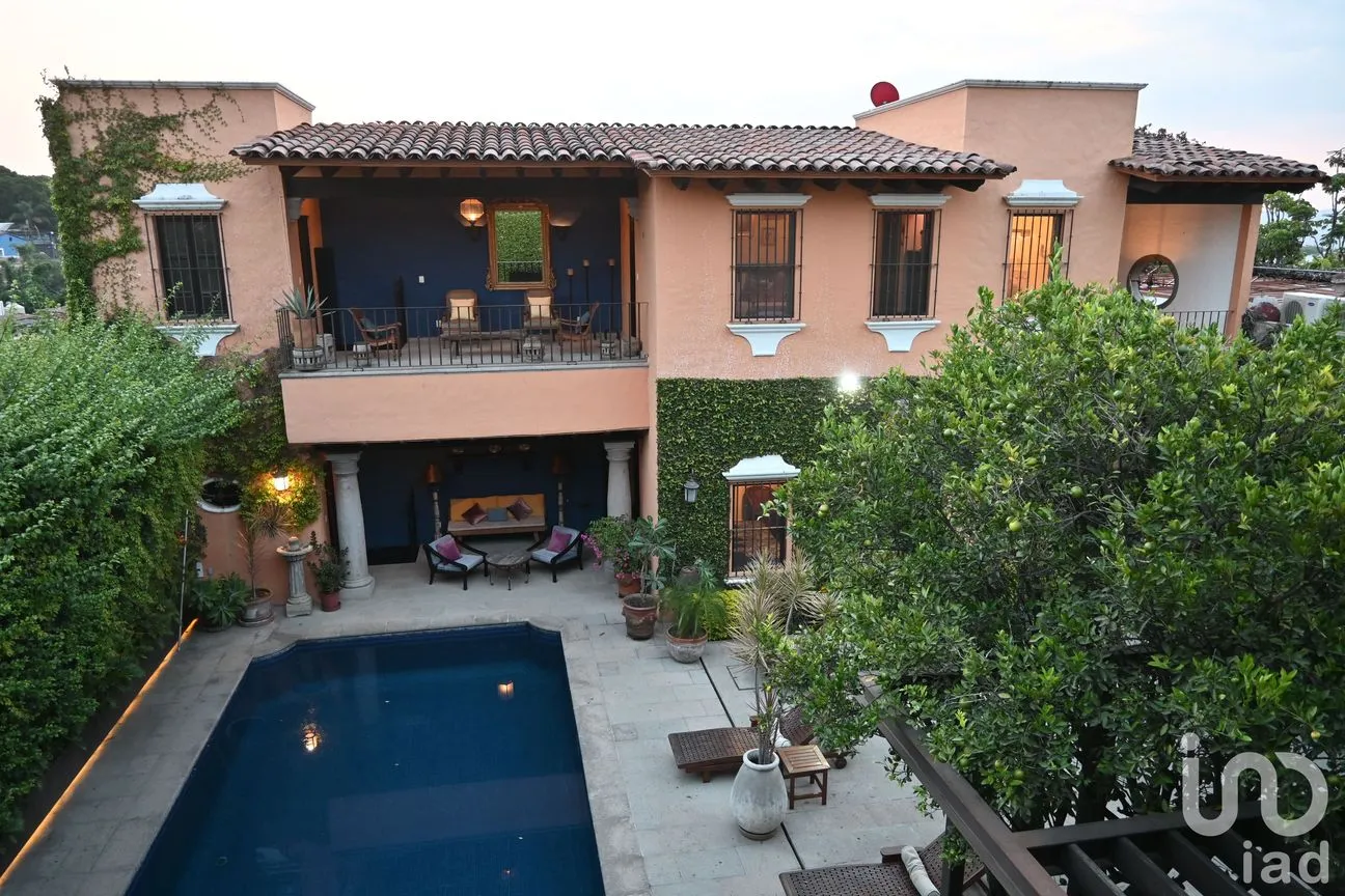 Casa en Venta en Centro SCT Morelos, Cuernavaca, Morelos | NEX-221902 | iad México | Foto 1 de 10