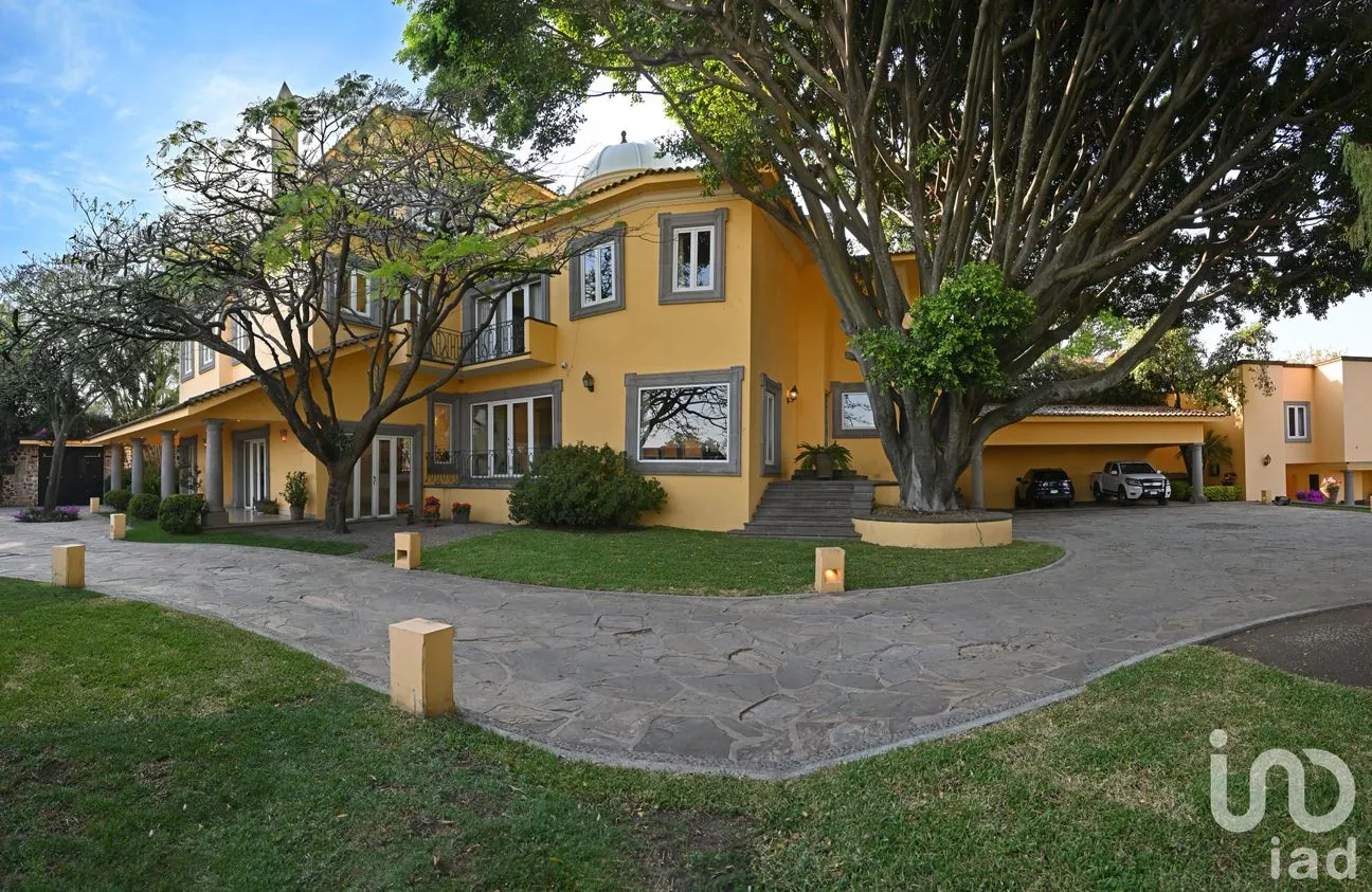Casa en Venta en Rancho Cortes, Cuernavaca, Morelos | NEX-221924 | iad México | Foto 1 de 10