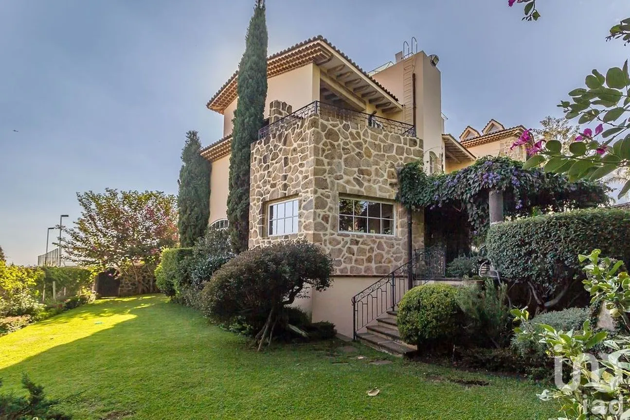 Casa en Venta en Ahuatepec, Cuernavaca, Morelos | NEX-254476 | iad México | Foto 2 de 21