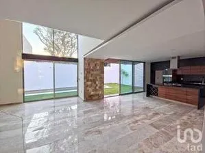 NEX-264556 - Casa en Venta, con 3 recamaras, con 4 baños, con 260 m2 de construcción en Tetela del Monte, CP 62130, Morelos.