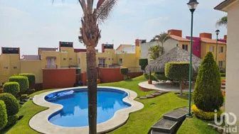 NEX-286581 - Casa en Venta, con 3 recamaras, con 1 baño, con 90 m2 de construcción en Lomas de Ahuatlán, CP 62130, Morelos.