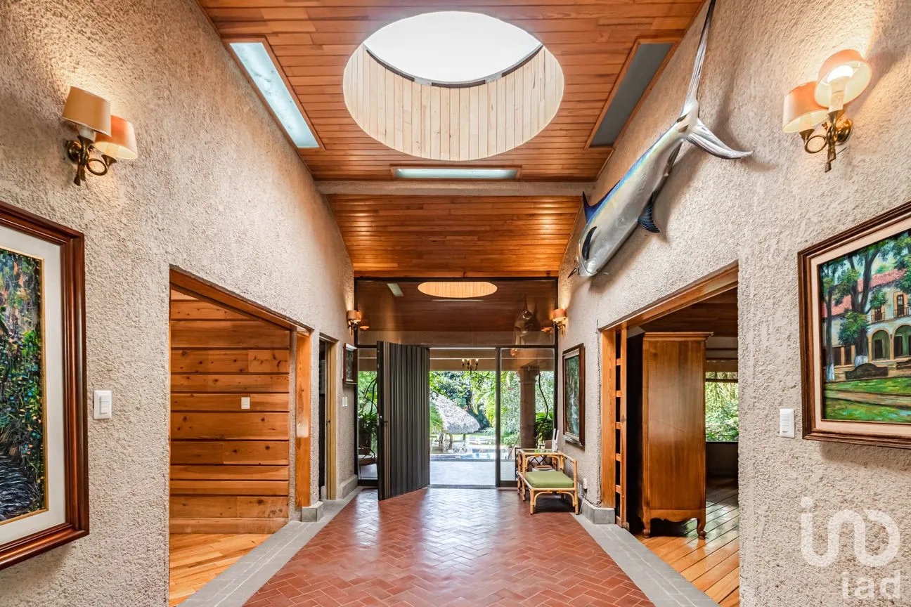 Casa en Venta en Los Limoneros, Cuernavaca, Morelos | NEX-292567 | iad México | Foto 2 de 34