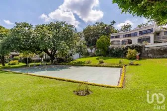 NEX-305999 - Casa en Venta, con 3 recamaras, con 3 baños, con 316 m2 de construcción.