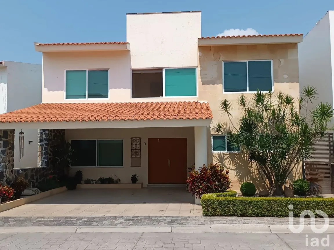 Casa en Venta en Narciso Mendoza Terreno Dos, Jiutepec, Morelos | NEX-175754 | iad México | Foto 1 de 40