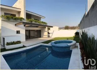 NEX-196295 - Casa en Venta, con 4 recamaras, con 6 baños, con 487 m2 de construcción en Paraíso Country Club, CP 62766, Morelos.