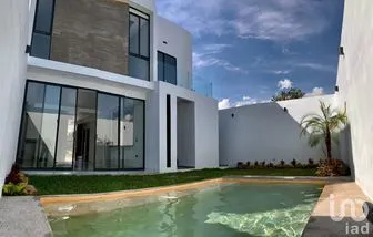 NEX-212718 - Casa en Venta, con 4 recamaras, con 4 baños, con 237 m2 de construcción.