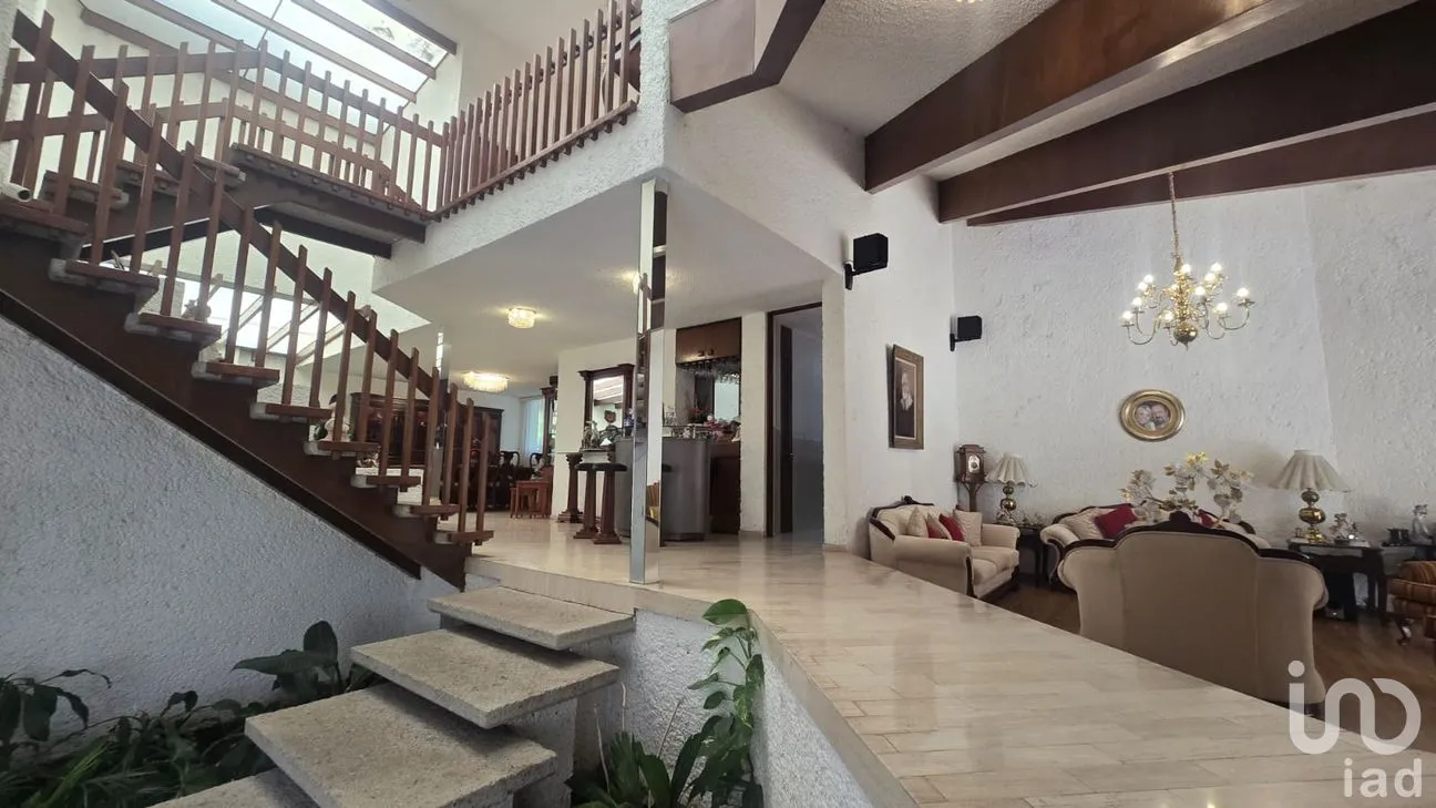 Casa en Venta en Maravillas, Cuernavaca, Morelos | NEX-237888 | iad México | Foto 2 de 17